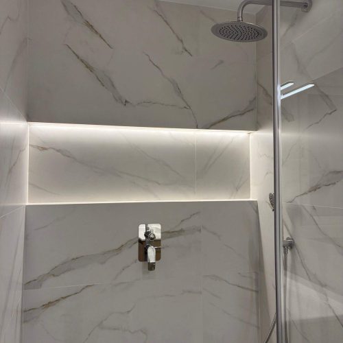 proyecto que hicimos en Badalona . Cocina dos baños y aseo, para que se ponga en ella página web(17)