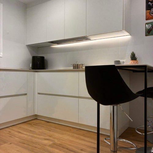 proyecto que hicimos en Badalona . Cocina dos baños y aseo, para que se ponga en ella página web(4)